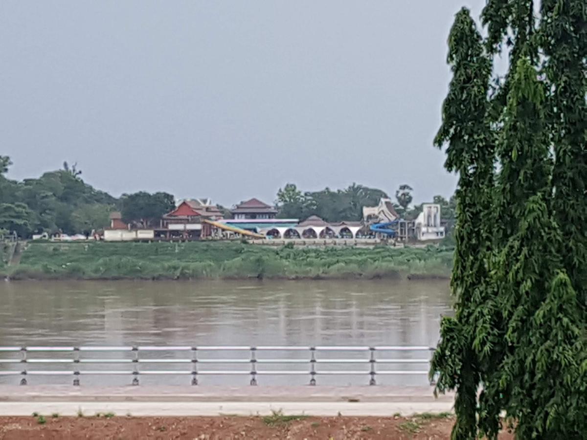Royal Mekong Riverside Hotel نونغ خاي المظهر الخارجي الصورة